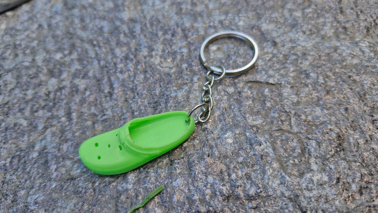 3D-Printed Mini Clog Keychain - Fun and Unique Key Charm!