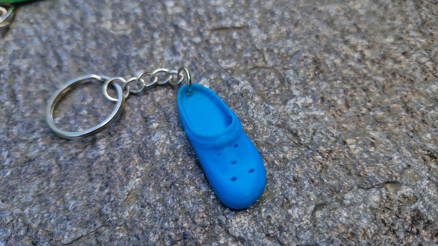 3D-Printed Mini Clog Keychain - Fun and Unique Key Charm!